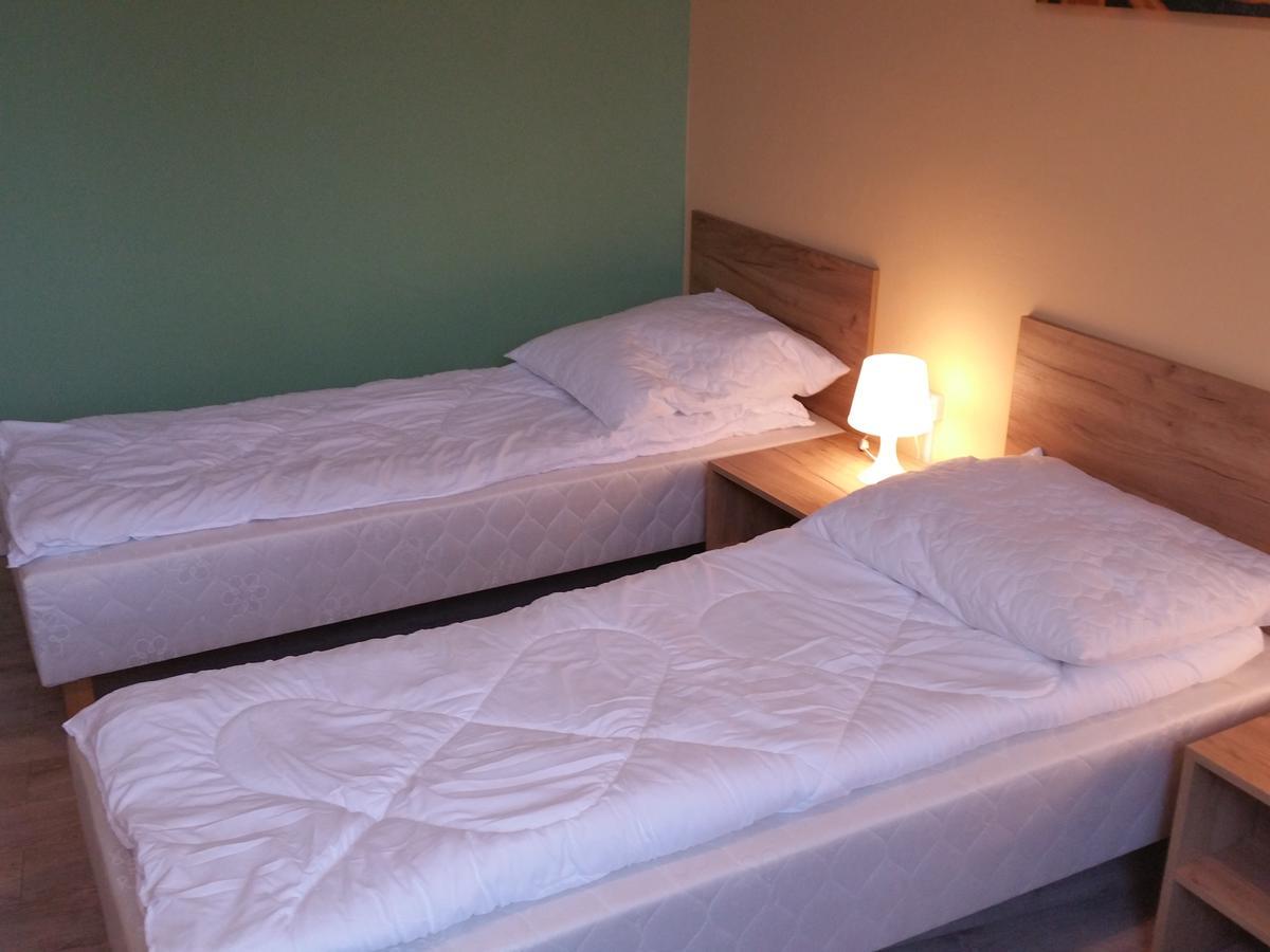 Kaktus Guest House 2 Varsavia Esterno foto